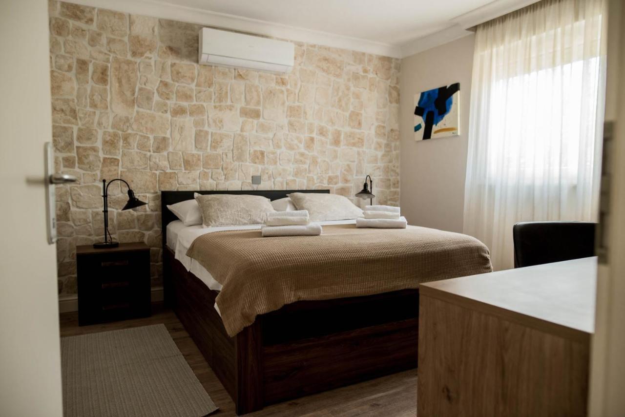 La Familia, Zadar, Vinjerac Villa Kültér fotó